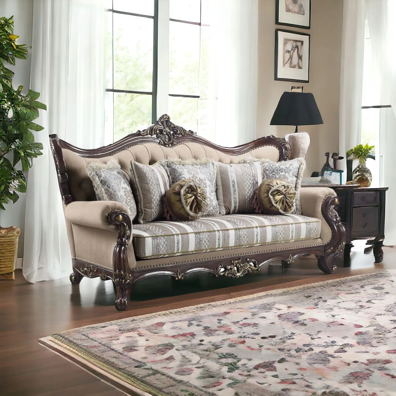 92 Brown Linen Sofa And Toss Pillows