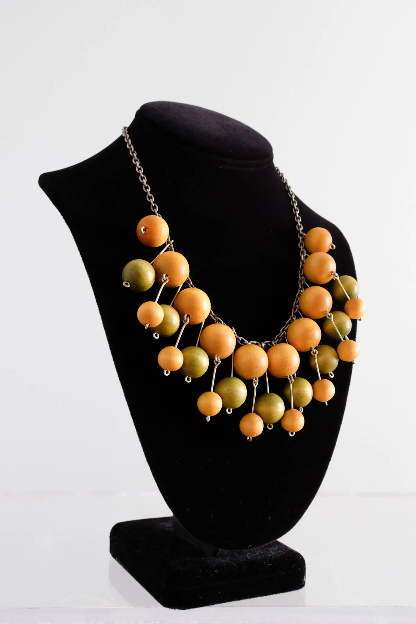 Coolest 1940's Wood Beaded Statement Necklace / OS