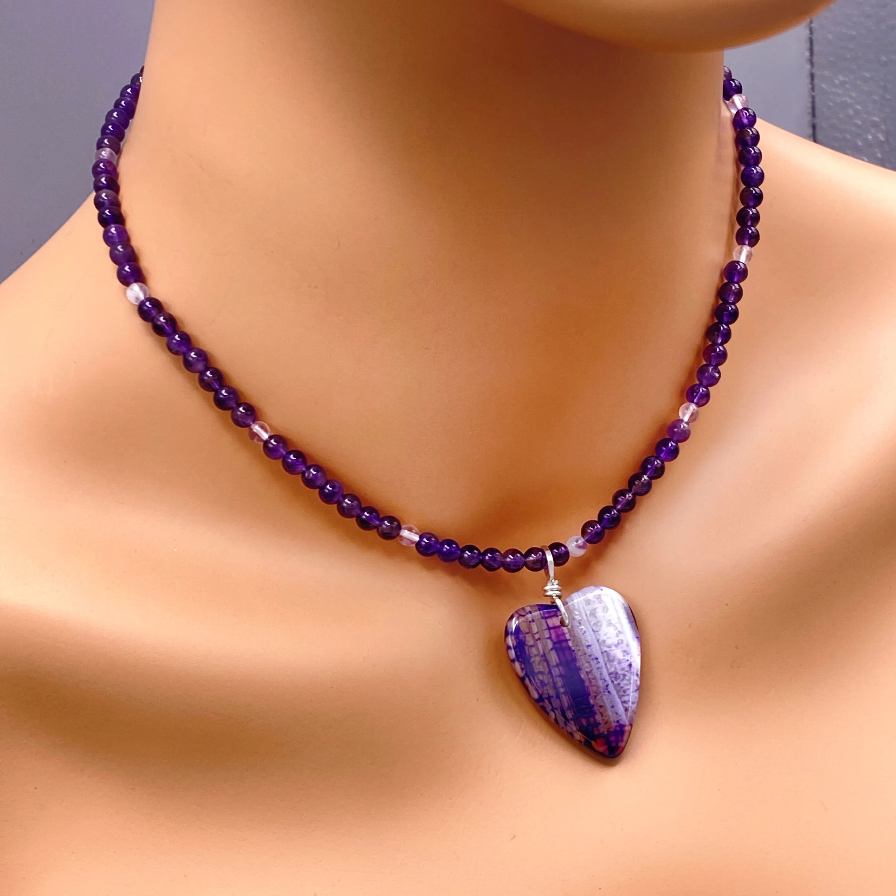 Dragon’s Vein Agate Heart Pendant Choker/Necklace with Dark and Lavender Amethyst Gemstone Necklace