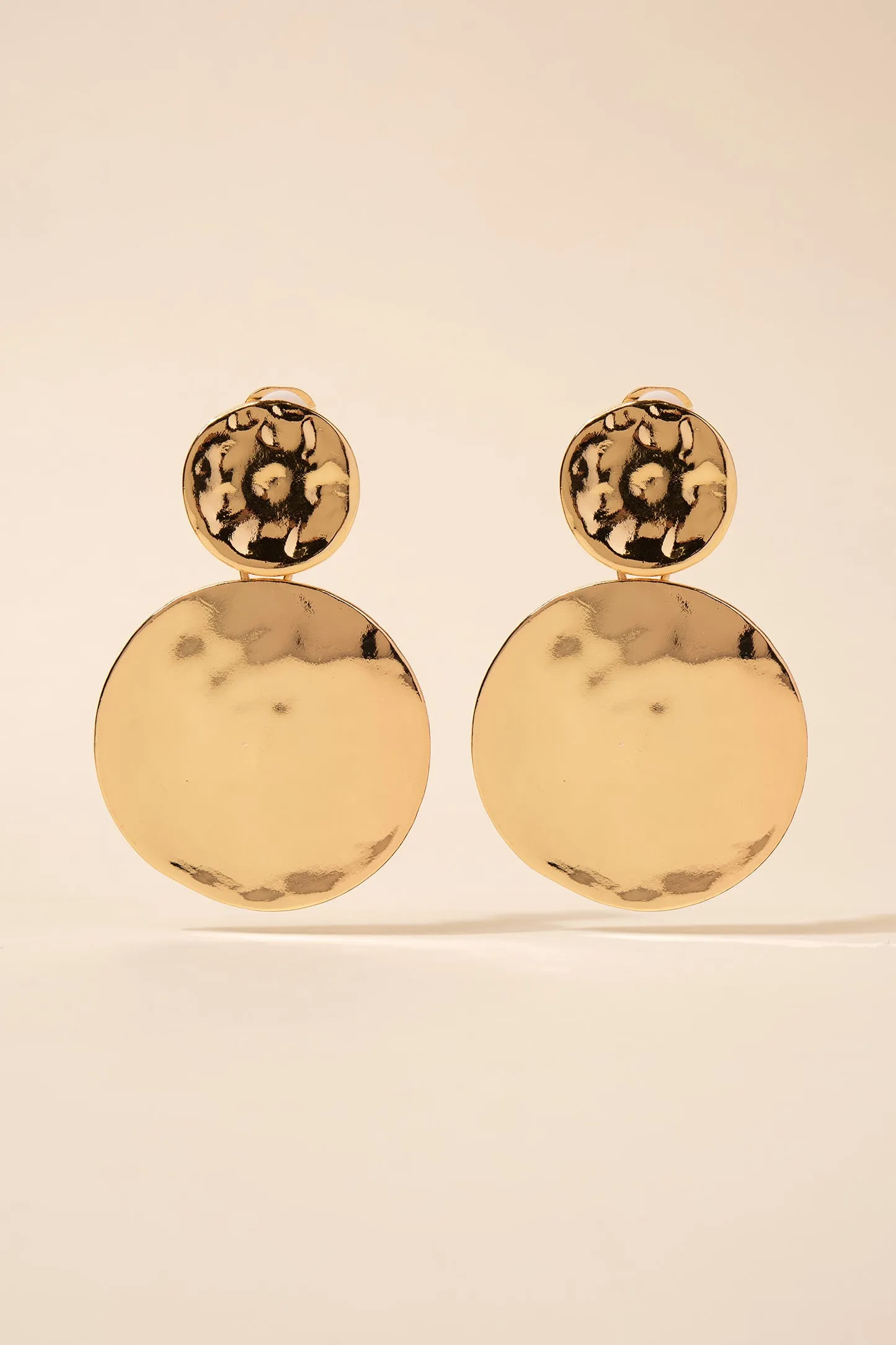 Elara Double Hammered Disc Clip-on Earrings