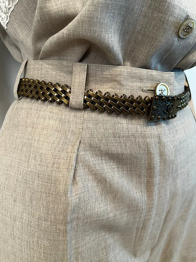 Vintage 97A, 1997 Fall Chanel Bronze Metal Chain link belt 27” generally a US 4