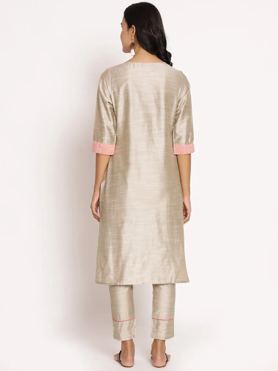 Women Beige Solid Straight Kurta