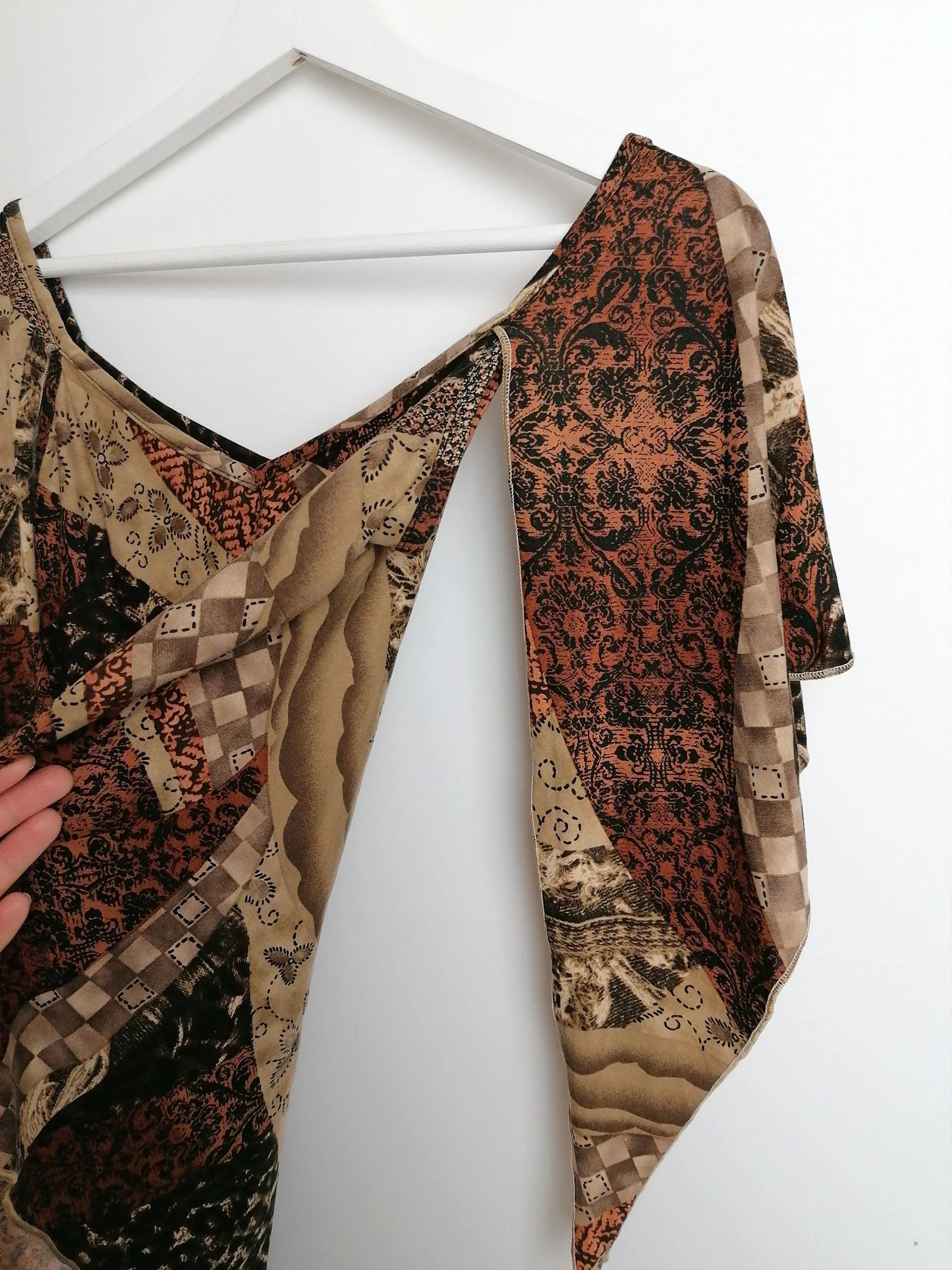 Y2K Asymmetric Stretch Blouse Patchwork Print - size M-L